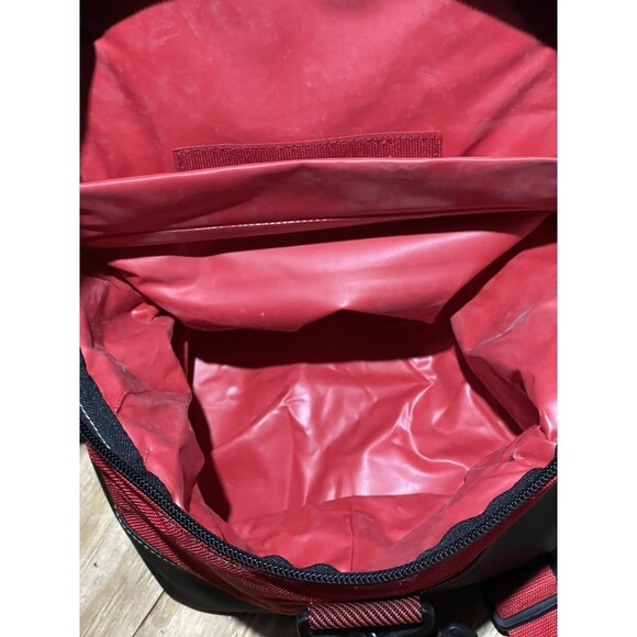 marlboro insulated cooler Duffel Bag Red Large - Picture 13 of 13